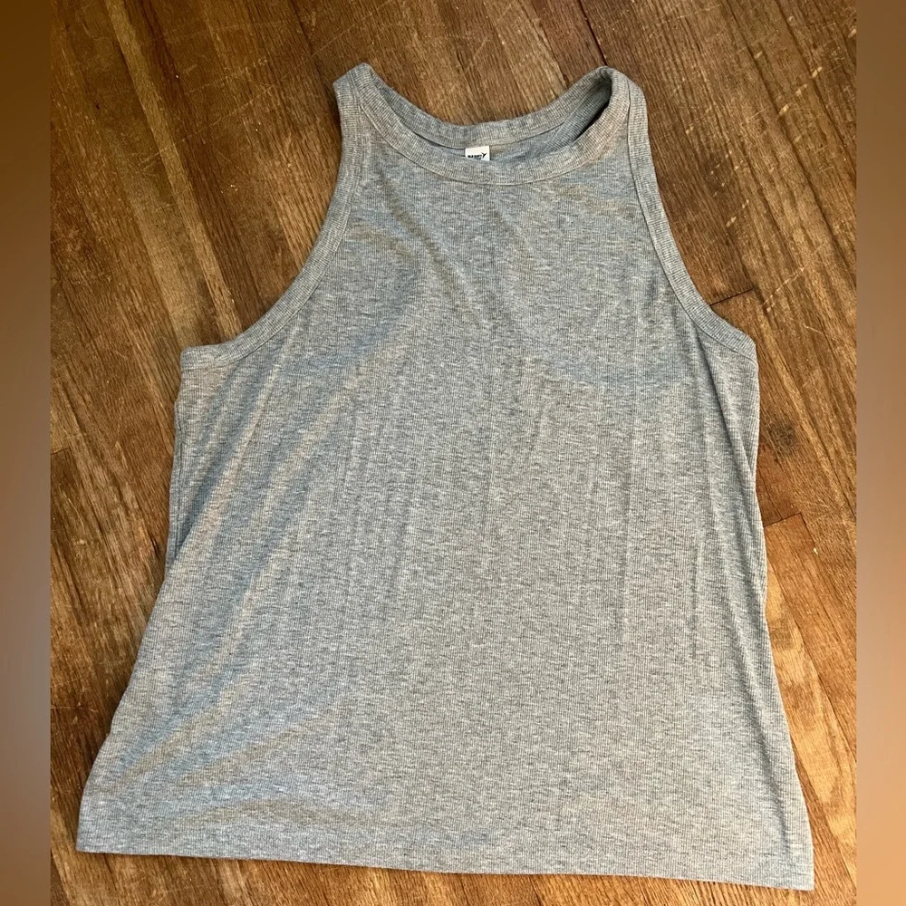 OLD NAVY WOMENS TANK - Picture 1 of 1